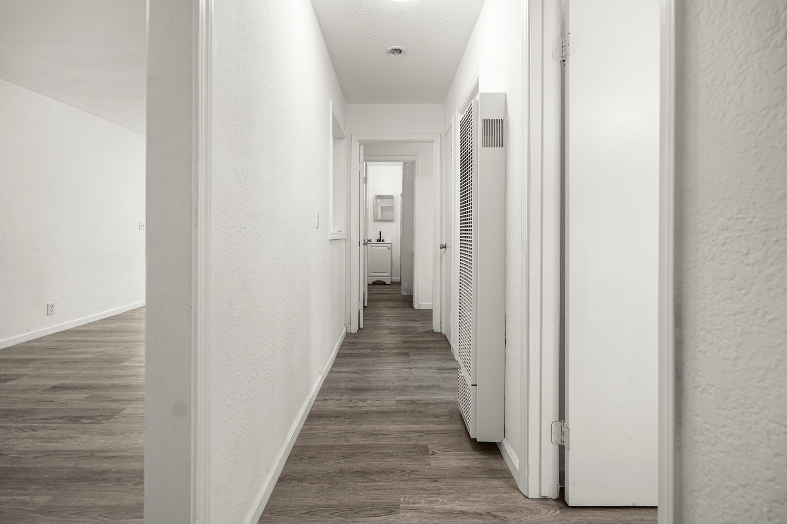 Lower unit · kitchen